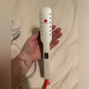 Voloom Hair Volumizing Iron